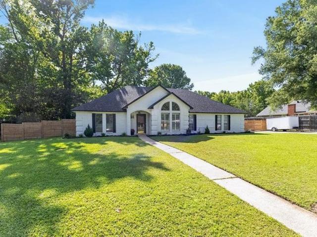 House for sale in New Boston, Texas
