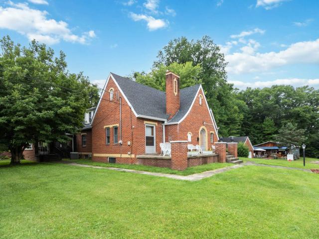 House for sale in Manchester, Kentucky