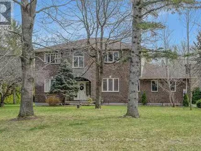 House for sale in Carp
