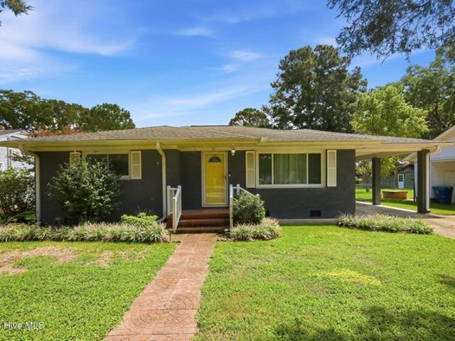 House for sale in Washington, North Carolina