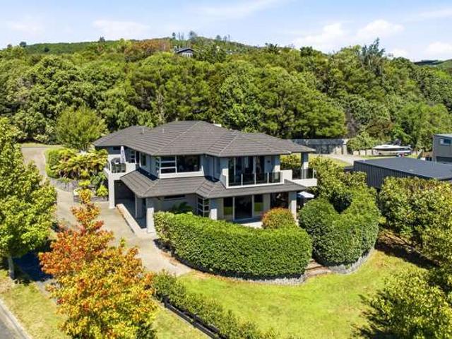 House for sale in Kinloch, Waikato