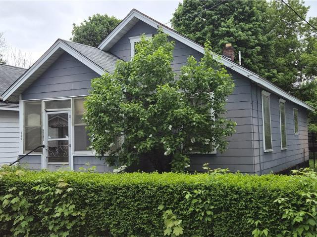 House for sale in Syracuse, New York