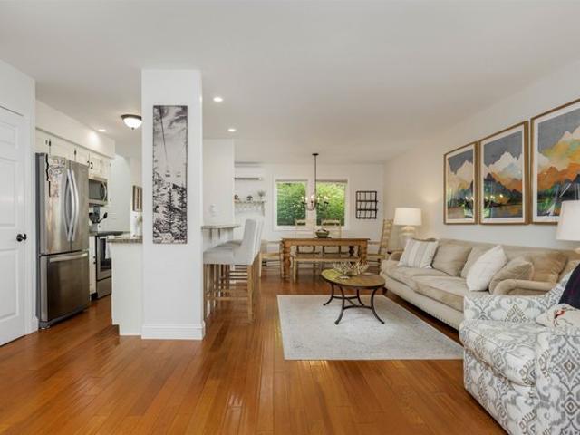 Condo for sale in Plantsville, Vermont
