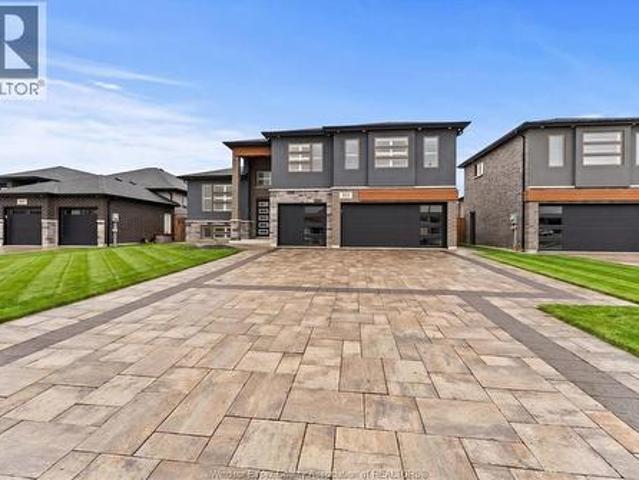House for sale in Amherstburg, Ontario