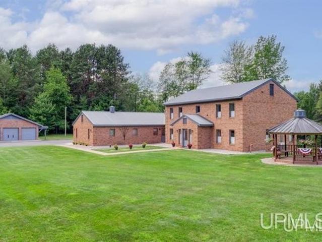 House for sale in Marquette, Michigan