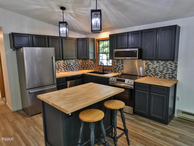 House for sale in Beach Lake, Pennsylvania