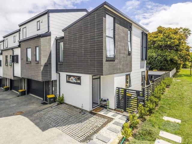 Townhouse for rent in Howick