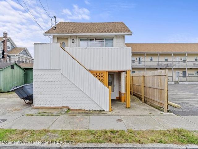 House for sale in Seaside Heights, New Jersey