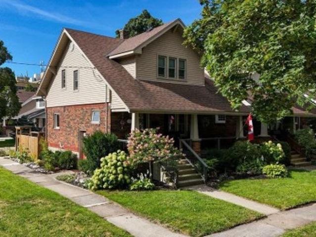 House for sale in Brights Grove, Ontario