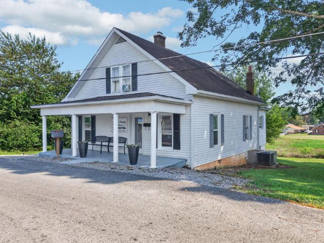 House for sale in Albany, Kentucky