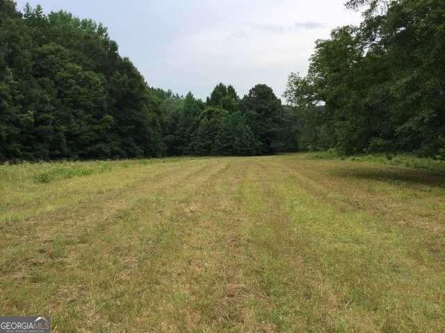 Ranch for sale in Fayetteville, Georgia