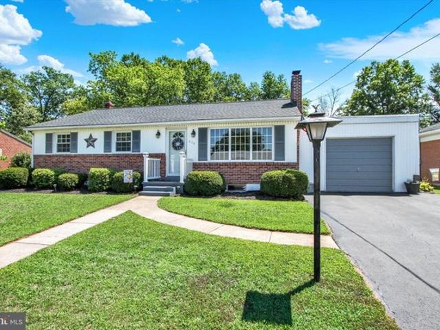 House for sale in Mount Wolf, Pennsylvania