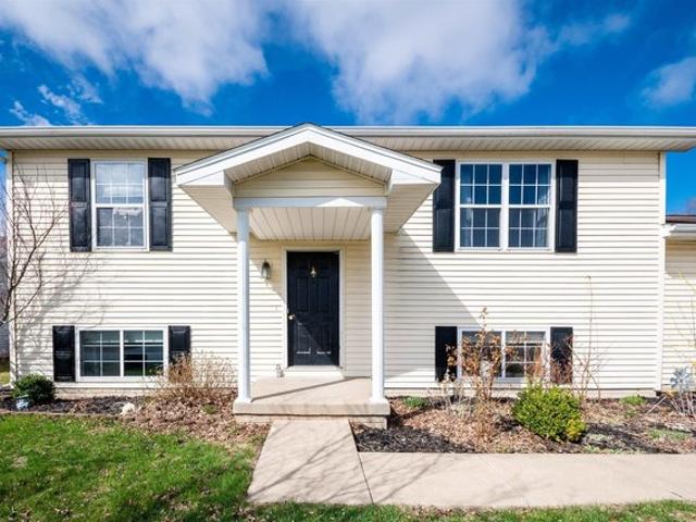 House for sale in Deer Creek, Illinois