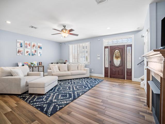 Condo for sale in Margate