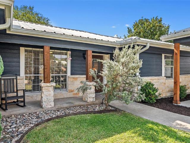 House for sale in Mount Calm, Hill County