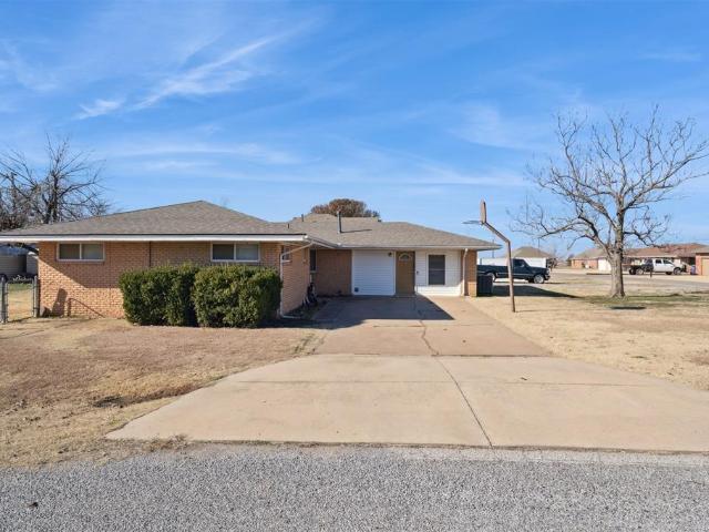 House for sale in Union City, Oklahoma