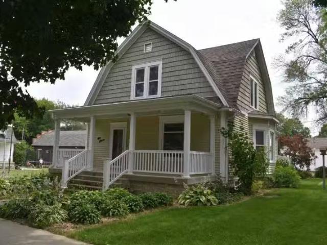 House for sale in Charles City