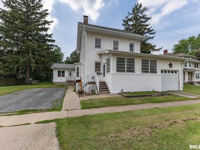 House for sale in Cambridge, Illinois