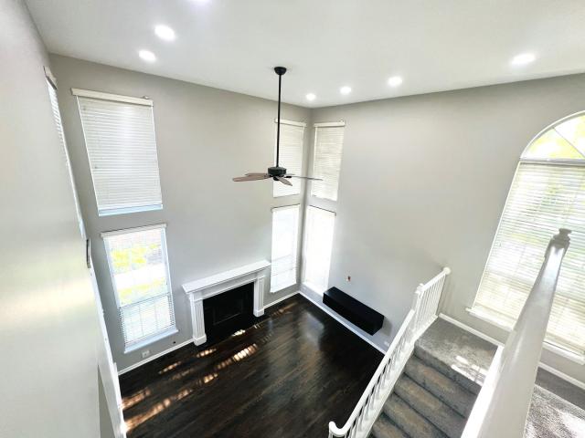 Townhouse for sale in Great Lakes, Illinois
