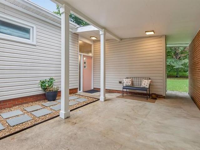 House for sale in Williamsburg, Virginia