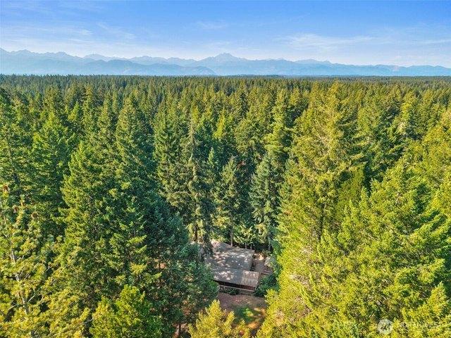 House for sale in Tahuya, Washington