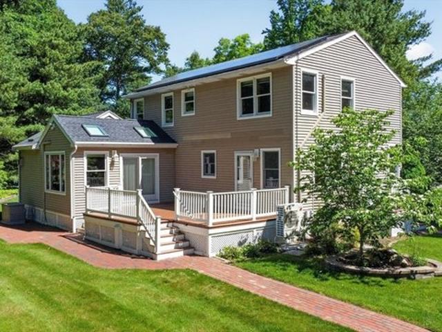 House for sale in Grafton, Massachusetts