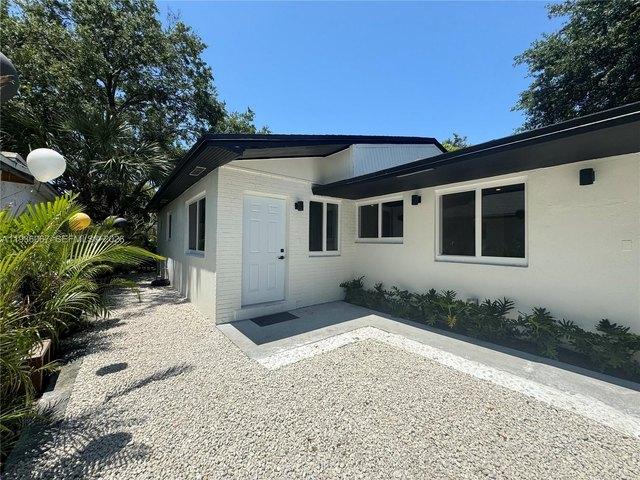 House for sale in Dania, Florida