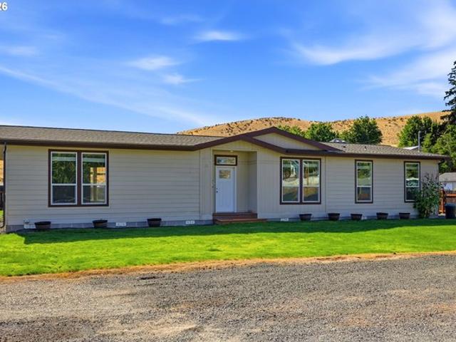 House for sale in Oregonia