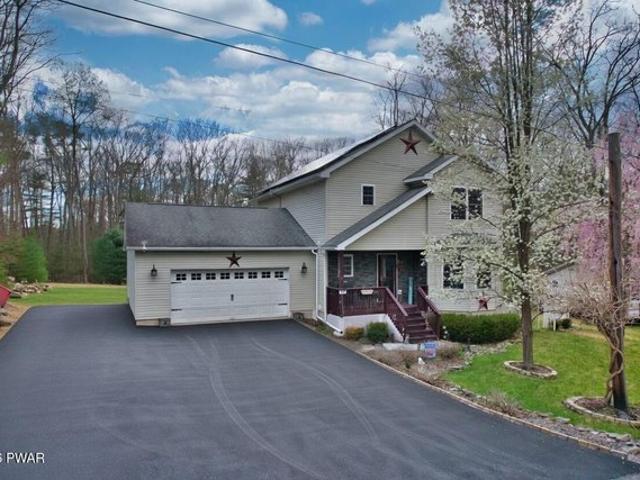 House for sale in Shohola, Pennsylvania