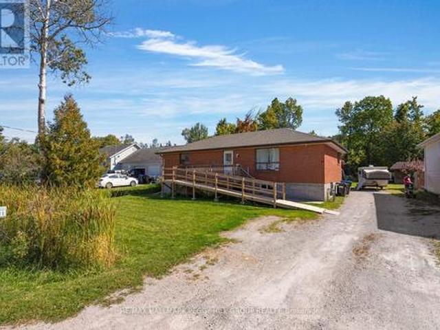 House for sale in Victoria Harbour, Tay
