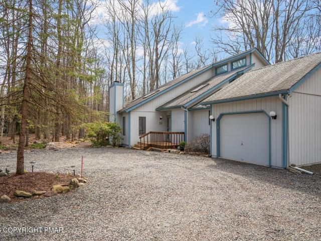 House for sale in Tobyhanna Township, Monroe County
