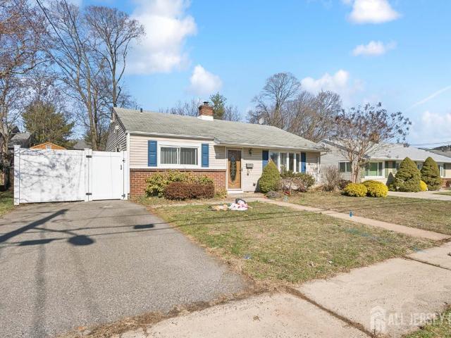House for sale in Edison, New Jersey