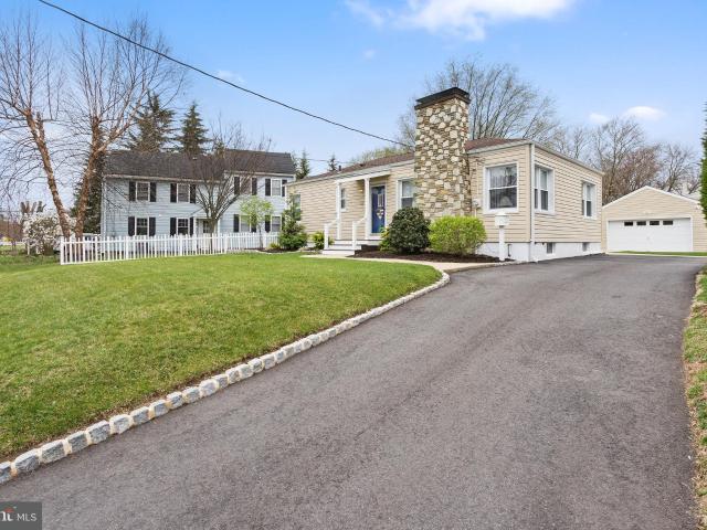 Property for sale in Crosswicks, New Jersey