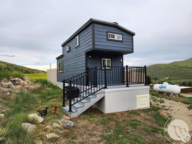 House for sale in Bearcreek, Montana