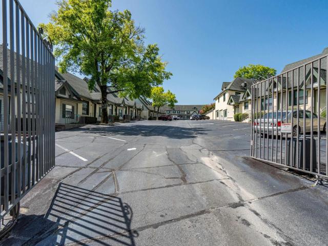 Condo for sale in Ark