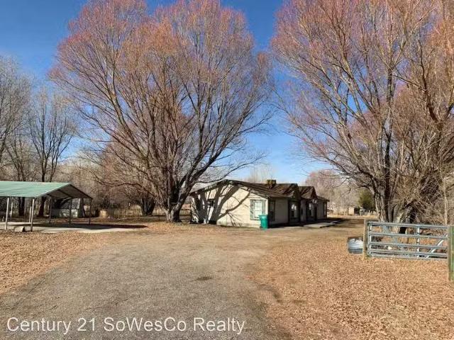 House for rent in Aztec