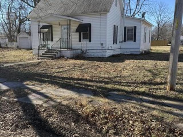 House for sale in Sarcoxie, Missouri