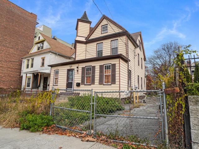 Property for sale in Mount Vernon, New York