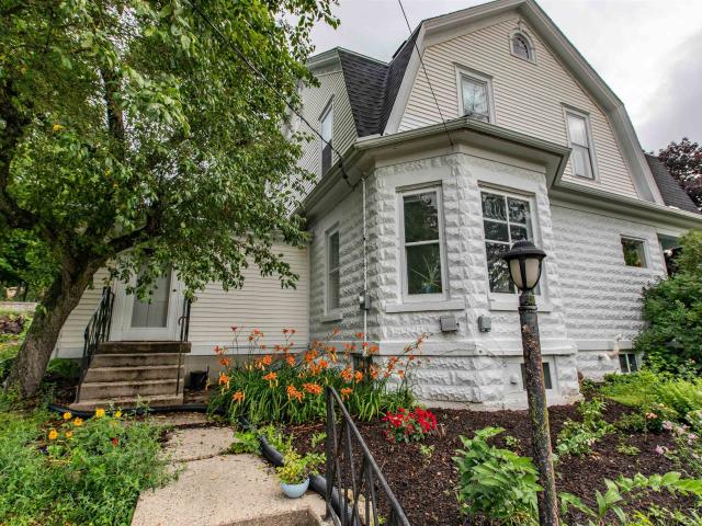 House for sale in Mineral Point, Wisconsin