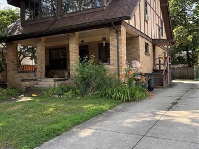 House for sale in Summit, Ohio
