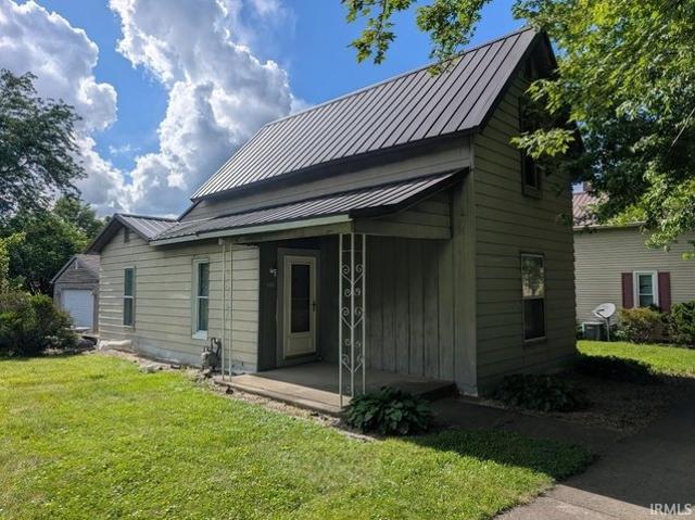 House for sale in Wakarusa, Indiana