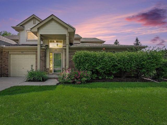 Condo for sale in Auburn Hills, Michigan