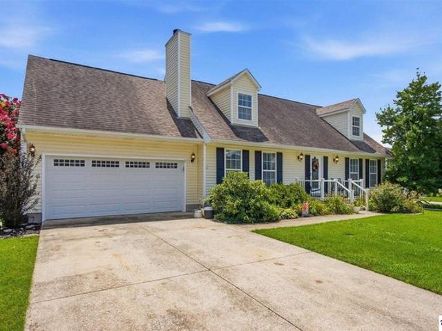 House for sale in Cecilia, Kentucky