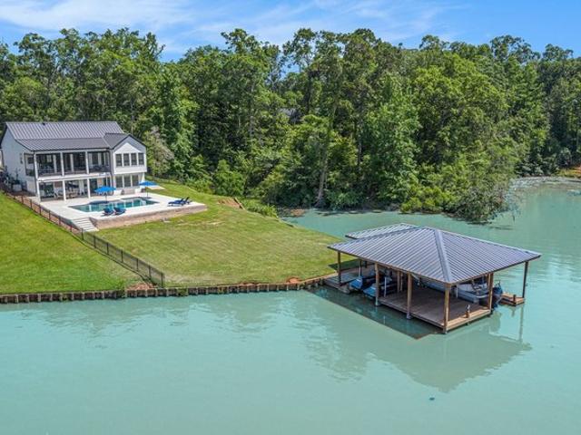 House for sale in Oakhurst, Texas