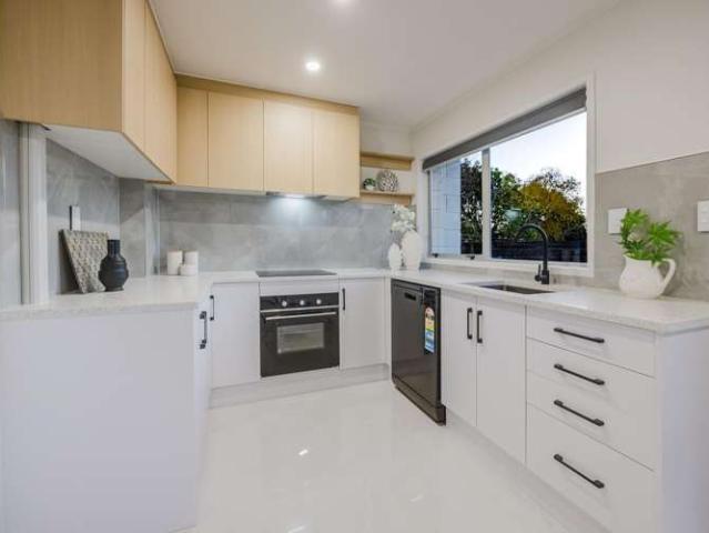 Apartment for sale in Conifer Grove, Papakura