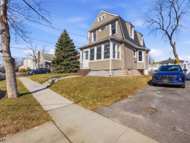 House for sale in Roselle, New Jersey
