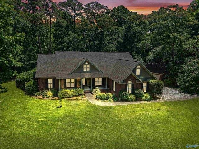 House for sale in Boaz, Alabama