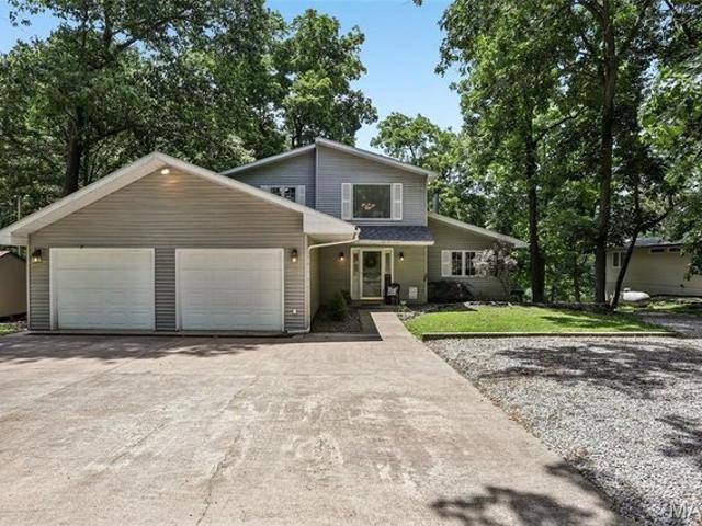 House for sale in Litchfield, Illinois