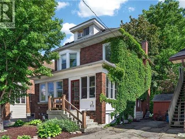 House for sale in Ancaster, Ontario