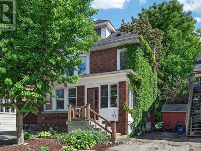 House for sale in Ancaster, Ontario